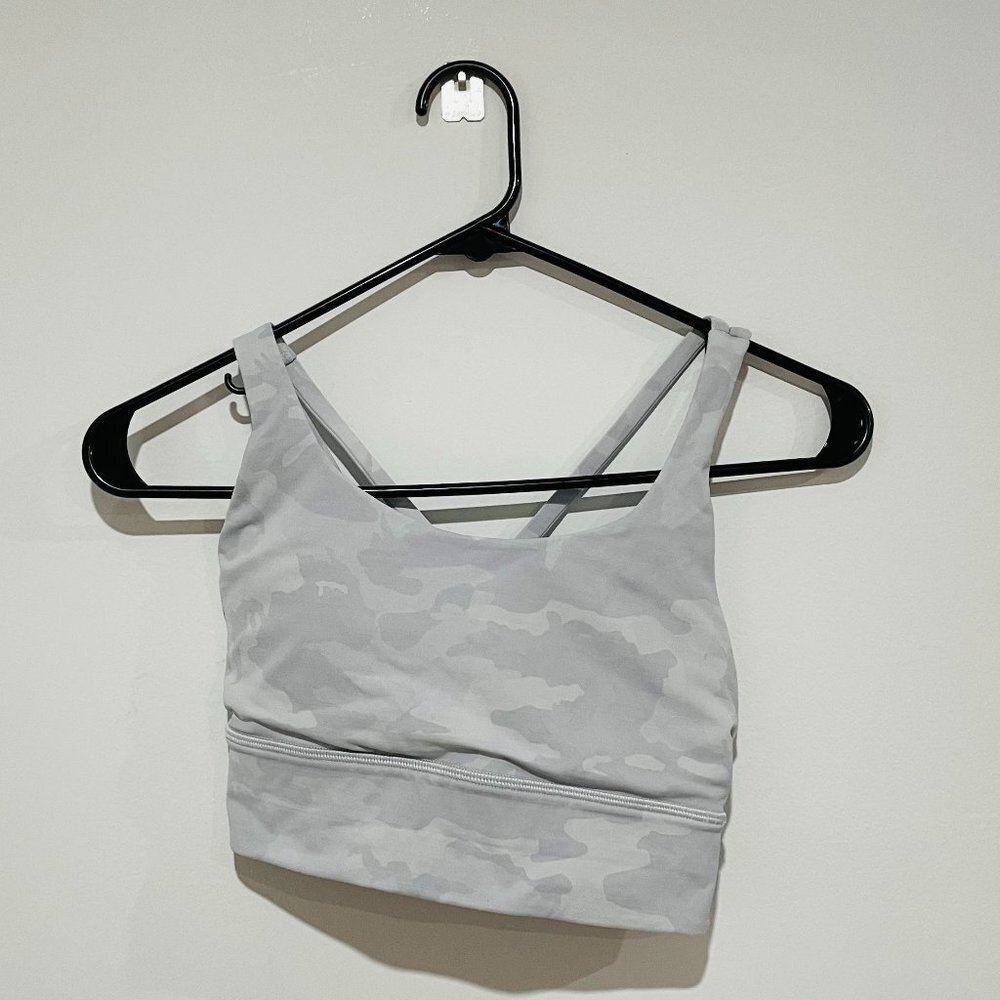 Lululemon Faded Blue Cameo Print Criss Cross Sports Bra Size 4